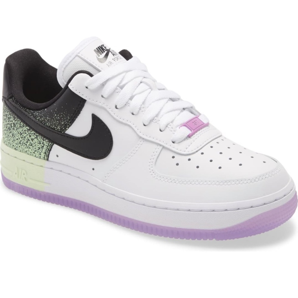 NWT Nike Air Force 1
